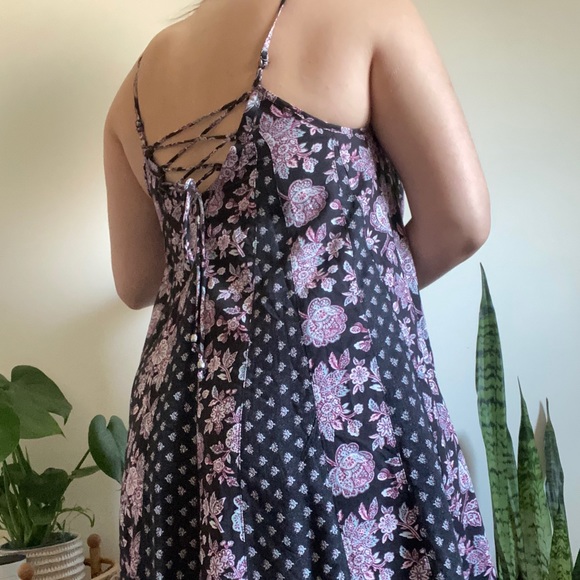 American Eagle Shift Dress - Picture 2 of 3